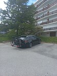 De auto geparkeerd