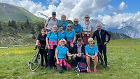 Met een deel van het wandelteam op de Col de Sarenne