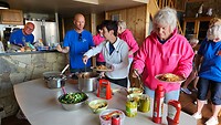 20240605 Samen eten in het groepsappartement