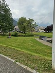 20240607 Park in centrum Bourg dOisans