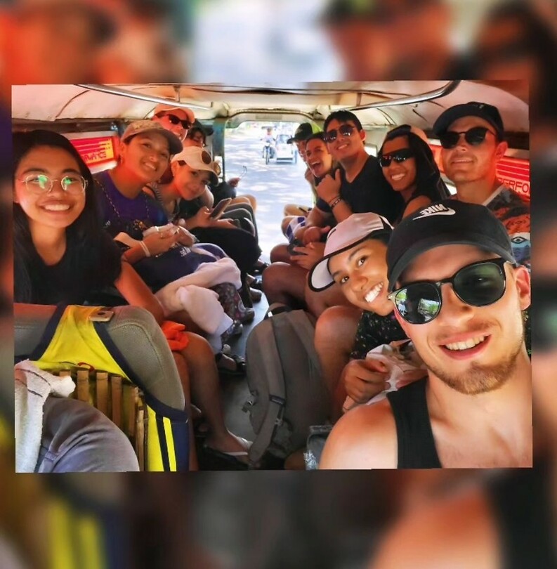 Let's go to the beach!