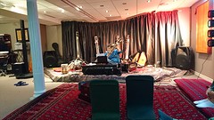 Mini concert van de eigenaar van ons bed en breakfast toch geweldig..