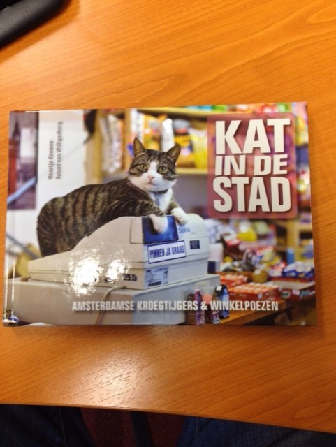 "Kat in de stad" geinig boekje (cadeautje van Rod)