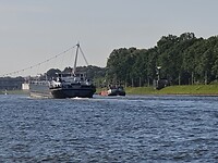 Groot en klein naast elkaar .