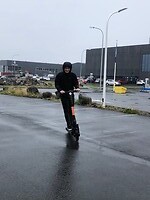 Scheuren in de regen