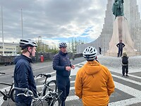 Fietstour. Uitleg overal.