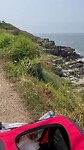 Langs de kust wandelen