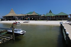 Idilisch lunchplekje aan prachtig baaitje in Navarre, Florida