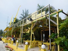 Yellow Cafe!