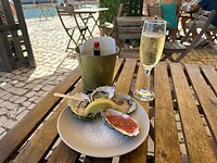 Als afscheid in Lagos nog lekker oesters gegeten