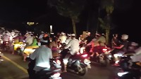 Rond volle maan allerlei activiteiten. Ongelooflijk veel volgers.