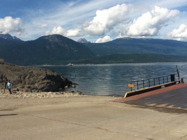 Arrow lake overteken met de boot naar Revelstoke