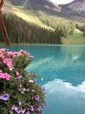 Emerald lake = blueeeeeeeeee