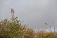 De zendtorens in de buurt van Seru Largu.
