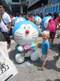 Chinezen (jong en oud) zijn gek op poppetjes