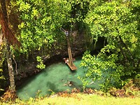 To sua ocean trench