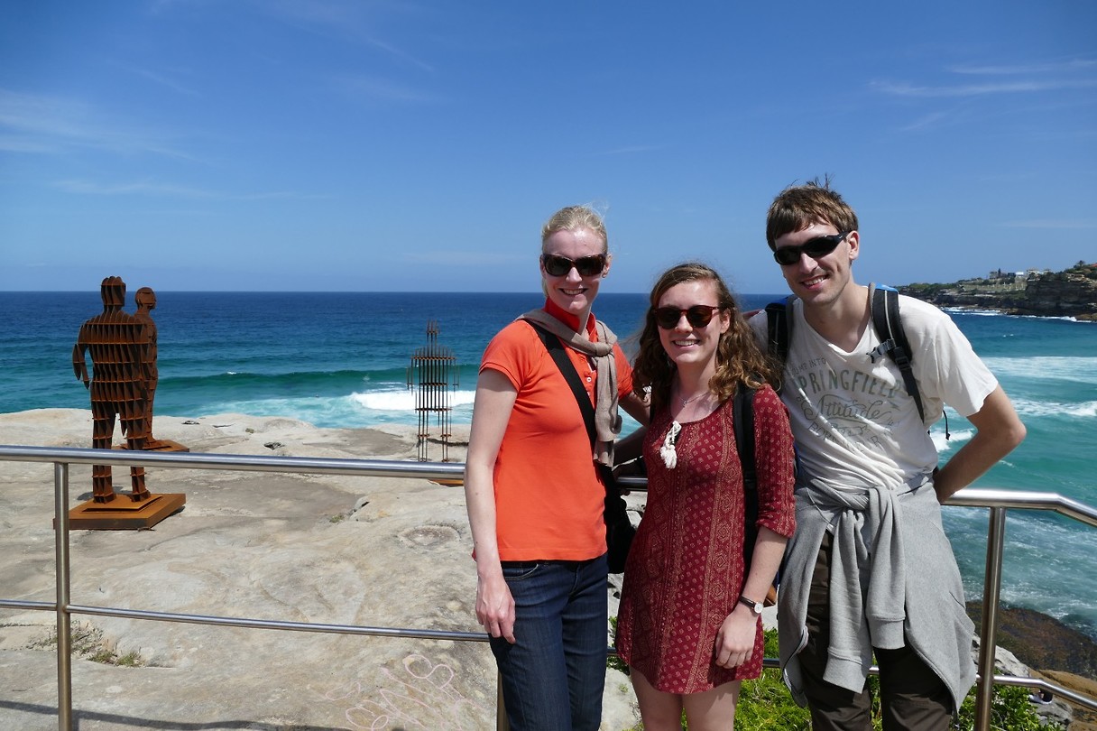 Coogee to Bondi coastal walk with Iris and Wilco
