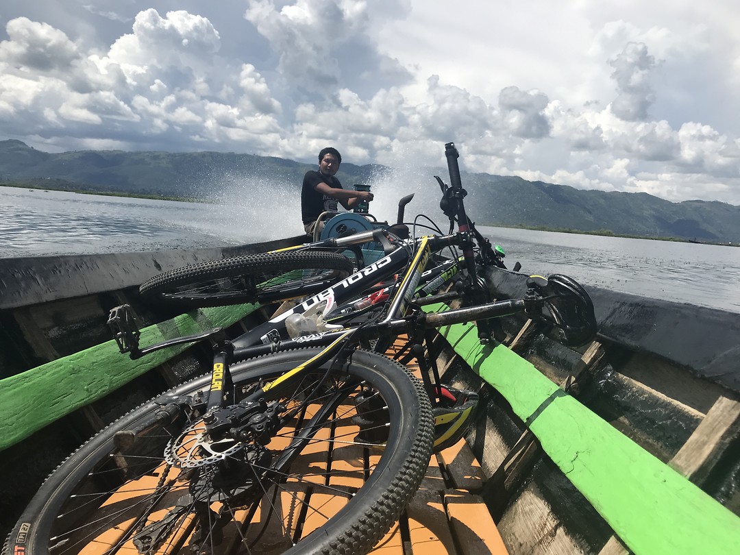 Mtb op de boot