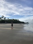 Running on the beach jaaayyy