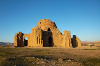 32. Sarvestan