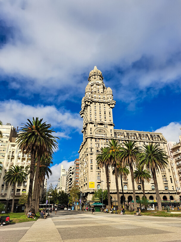 08. Montevideo
