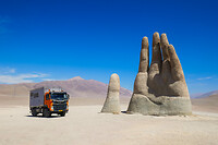 11. Mano del Desierto