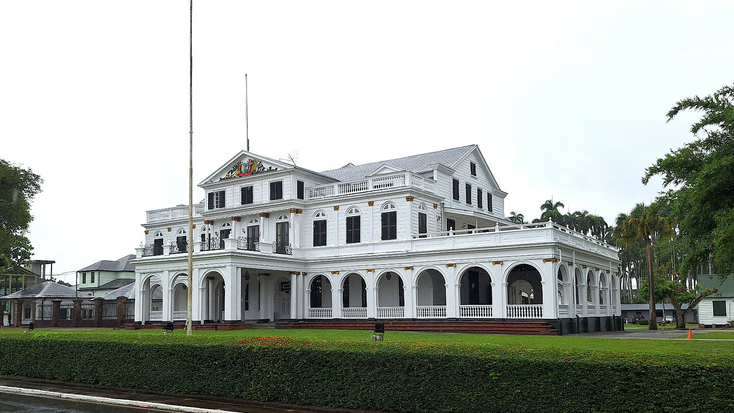 17. Paramaribo