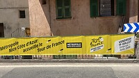 we voelen de ‘hete adem van de tour de france’ in onze nek