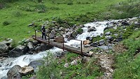 Brug over waterval