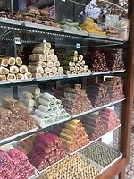 Heerlijke lekkernijen te koop.