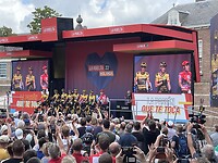 Ploegen presentatie Kasteelplein