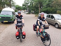 Aankomst Acaciastraat bij Marjo en Kees
