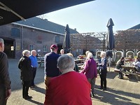 Plein voor het klooster