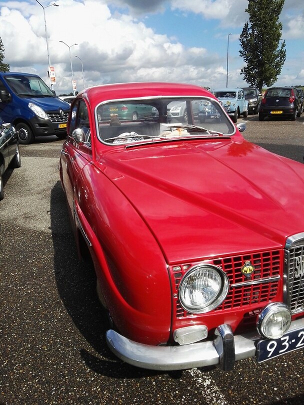 tourtocht oude auto's in Hattem (17)