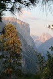 El Capitan en Half Dome in de avondzon