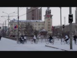 054. Fietsers in UB
