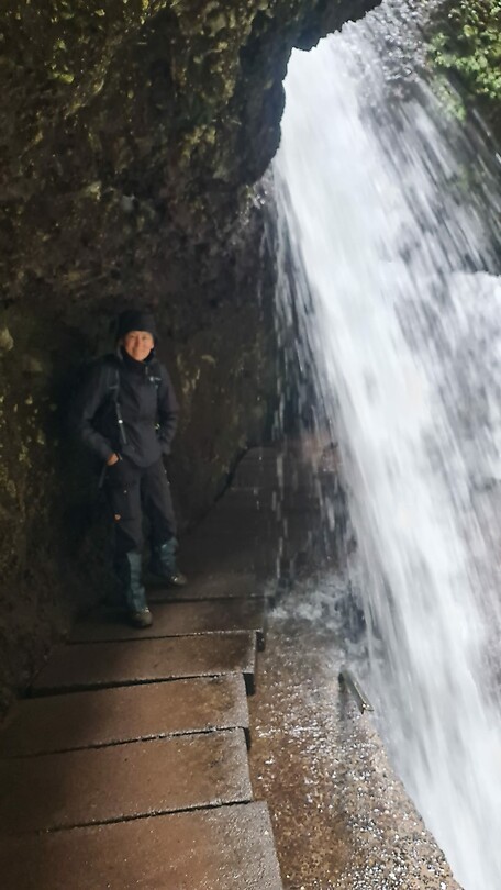 Onder de waterval Levada Nova