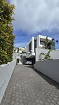 Onze privat parking at Casa Jolie