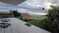 Nog even een mooie avonduitzicht met de wolken boven zee