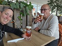 Proosten met Carlsberg en hapje eten bij Møller in Hirtshals