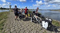 Wachten op het pontje