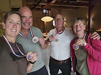 Er is voor heuse TUF-medailles gezorgd uitgereikt door onze quizmaster Frank