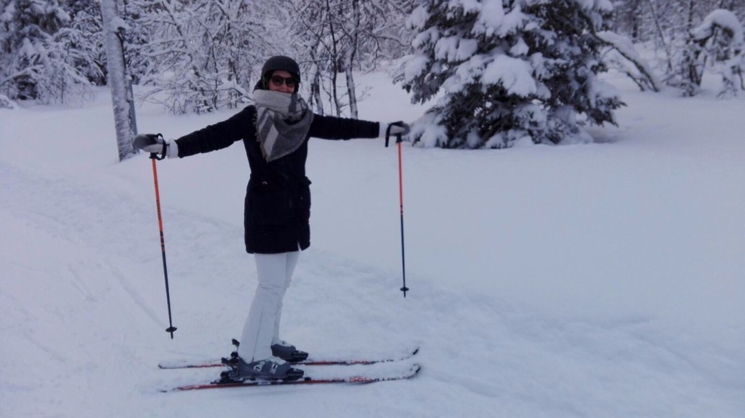 Downhill skiing