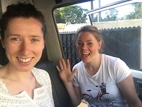 Mee met de ambulance van Gynocare mee