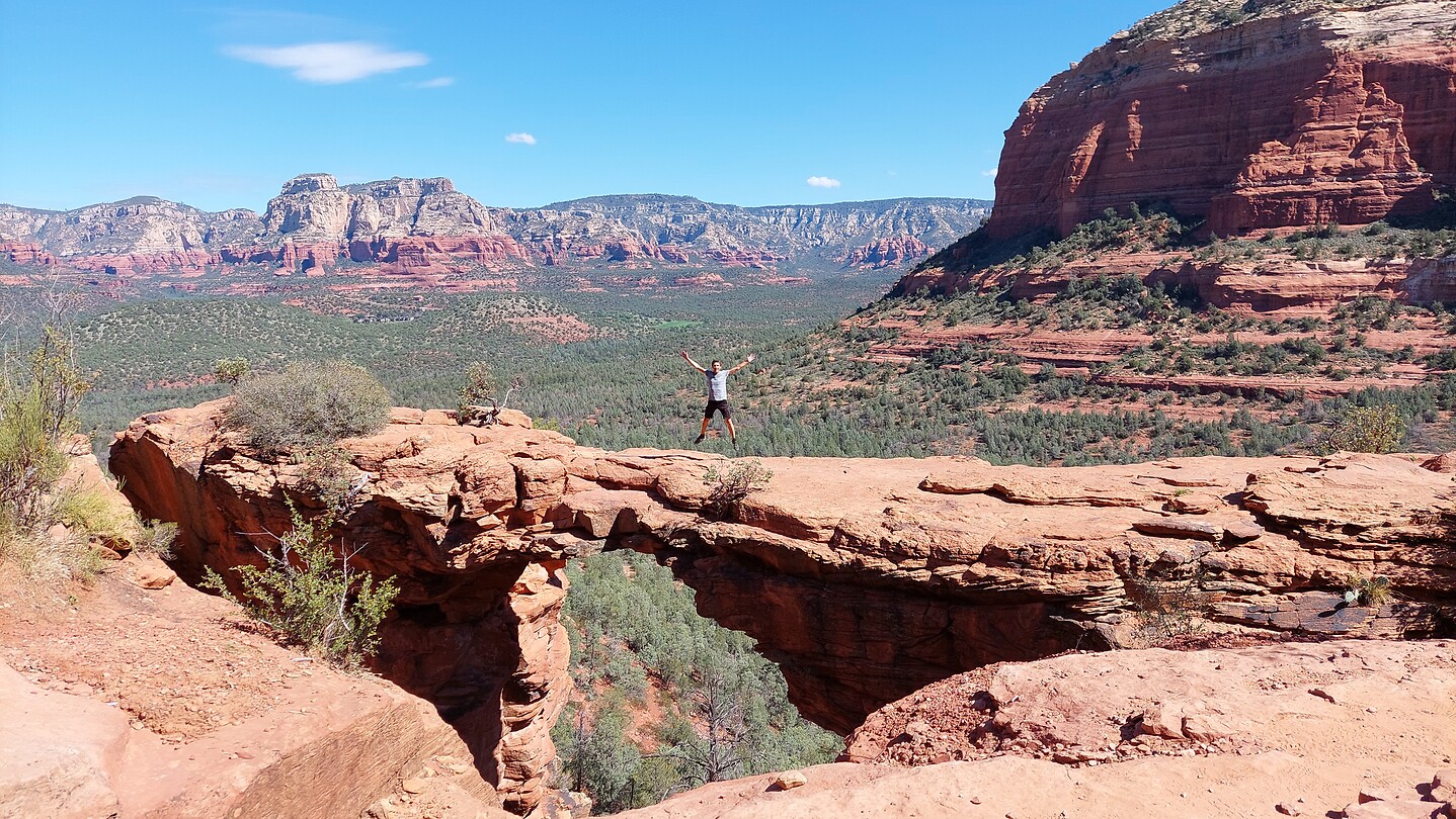Daredevil springend op Devilsbridge