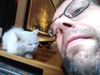 Ik en een lieve poes (althans, hij zag er lief uit...)