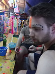 Kliederen voor de full moon party