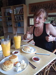 En een ontbijtje scoren. Happy giiirrrllll!!