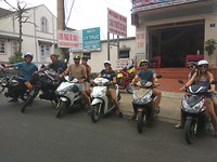 De Cozy Nook Scooter Crew!