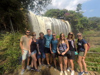 De watervallen, met de groep!